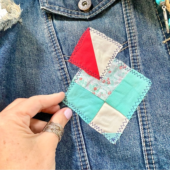 Patchwork TREE 🌳 of life upcycled quilted detailing prairie southwestern vibe - Picture 5 of 12